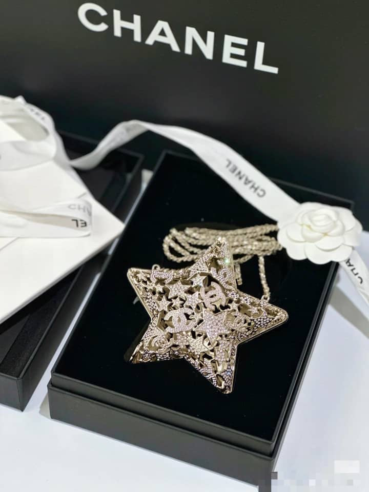 Chanel Star Minaudière