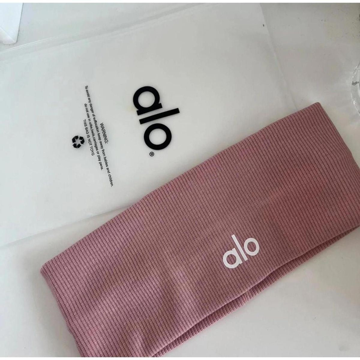 Alo Headband