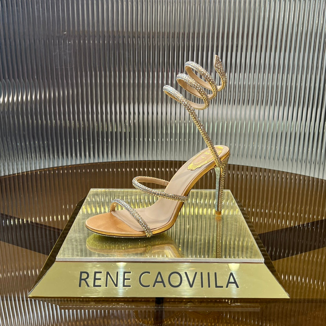 Cleo Crystal