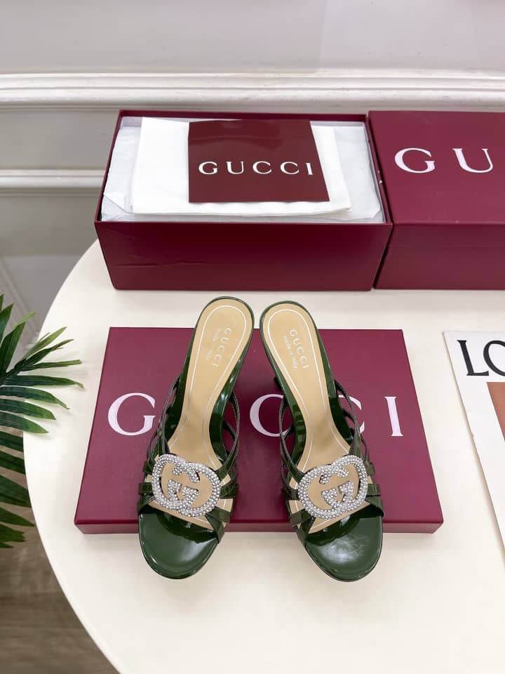Gucci interlocked Sandals