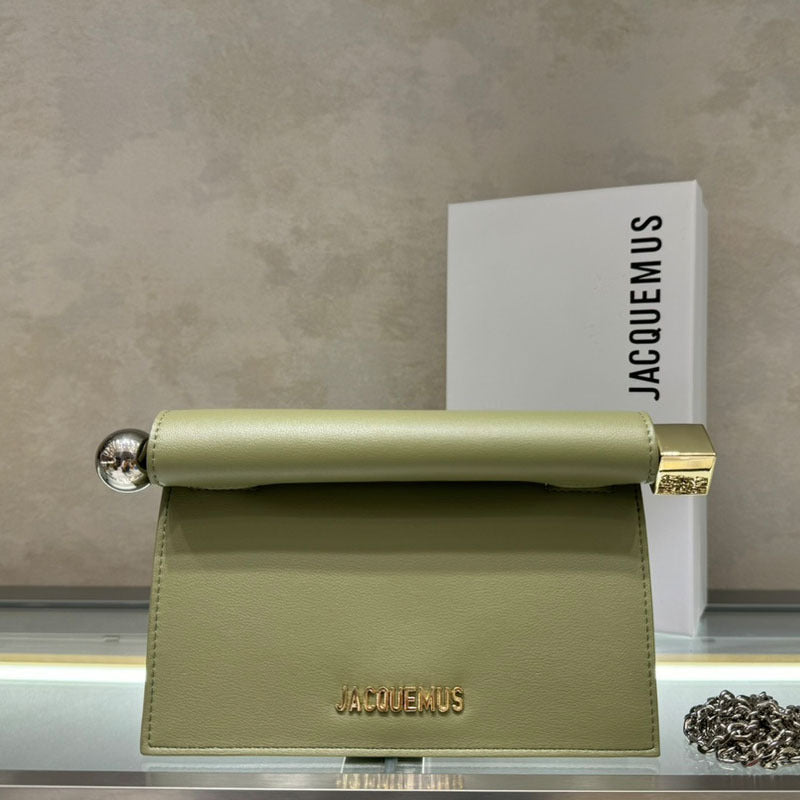 Jacquemus rond carre