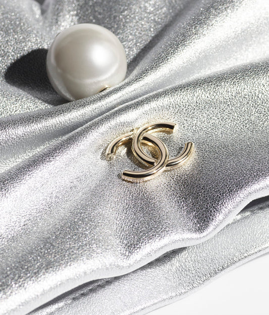 Chanel Pearl clutch