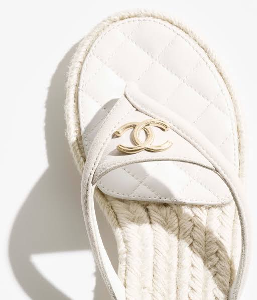 Chanel slides